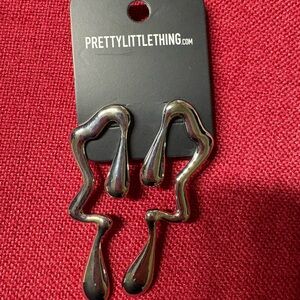 PrettyLittleThing Silver Abstract Earrings